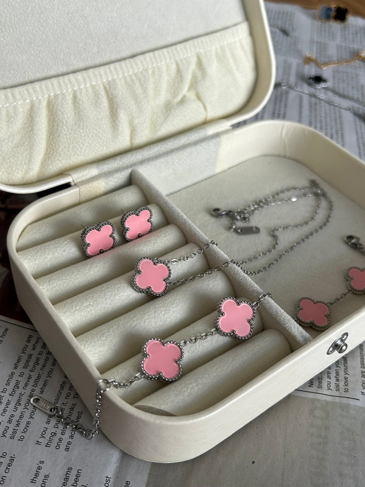 Zestaw biżuterii ze stali chirurgicznej